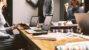 Le parcours de reconversion professionnelle : une nouvelle chance pour évoluer